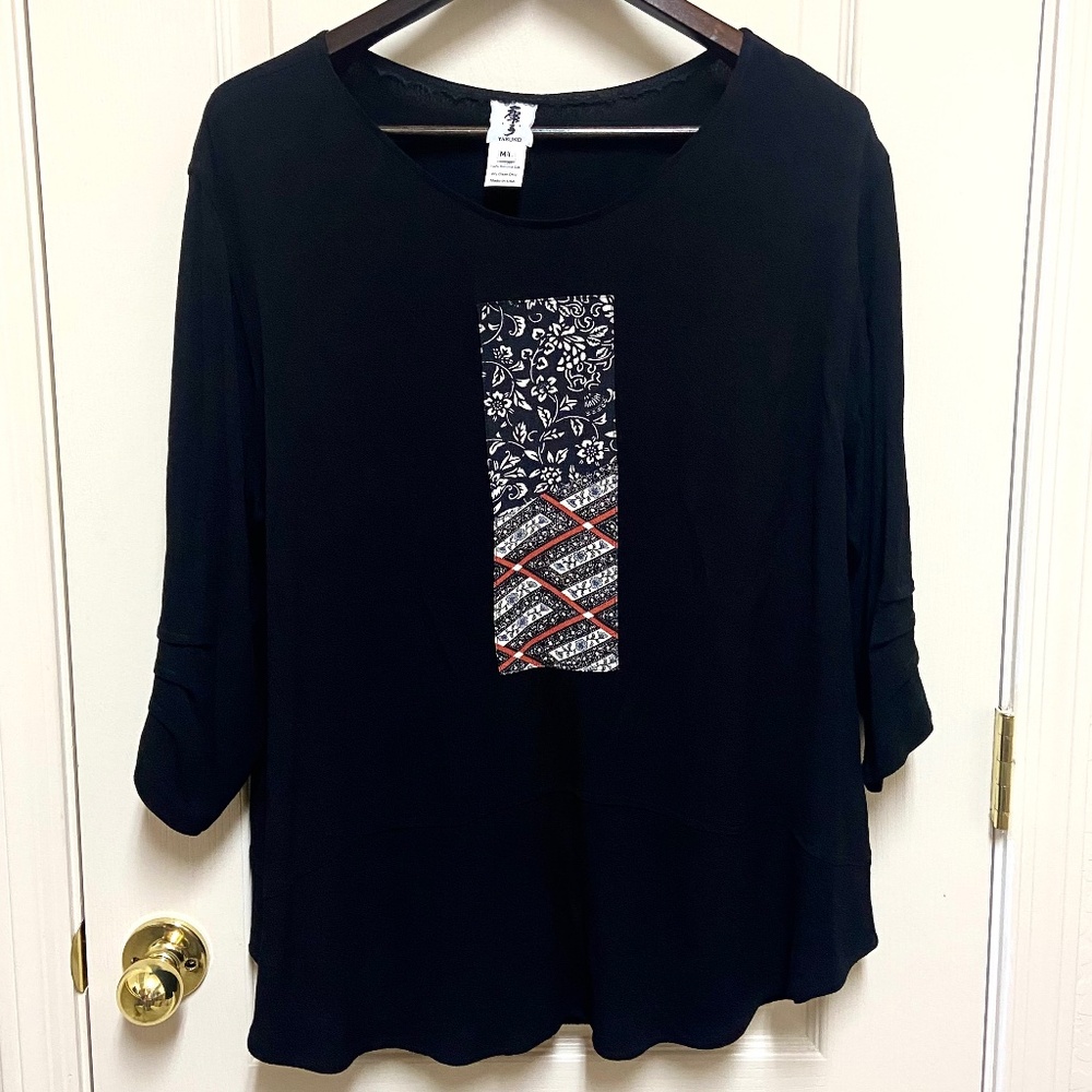 Yasuko Black Tunic Top M/L Crepe Rayon & Silk Floral Accent Lagenlook Boho